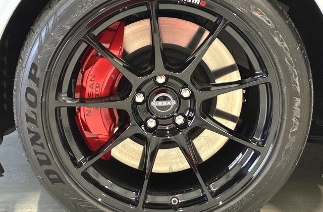 ニッサンフェアレディZニスモ