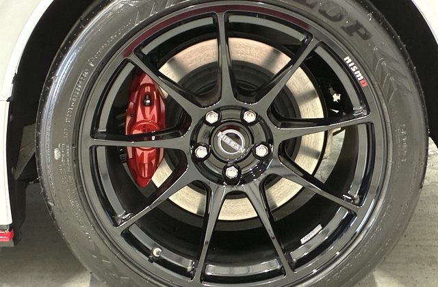 ニッサンフェアレディZニスモ