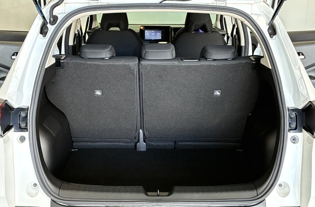 ニッサンノートX