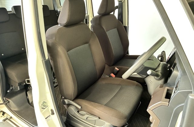 トヨタルーミーG