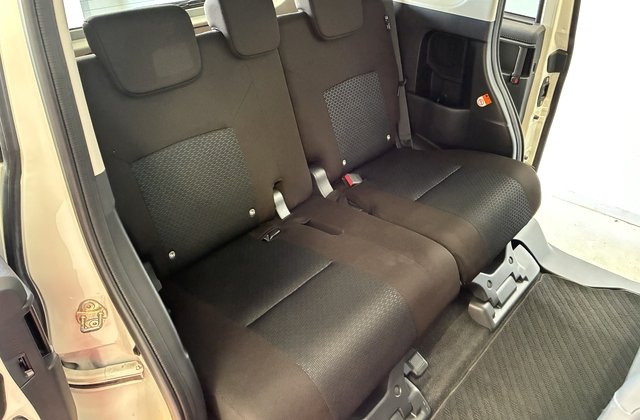 トヨタルーミーG