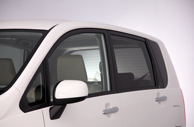 ダイハツムーヴL ワンセグナビ付き