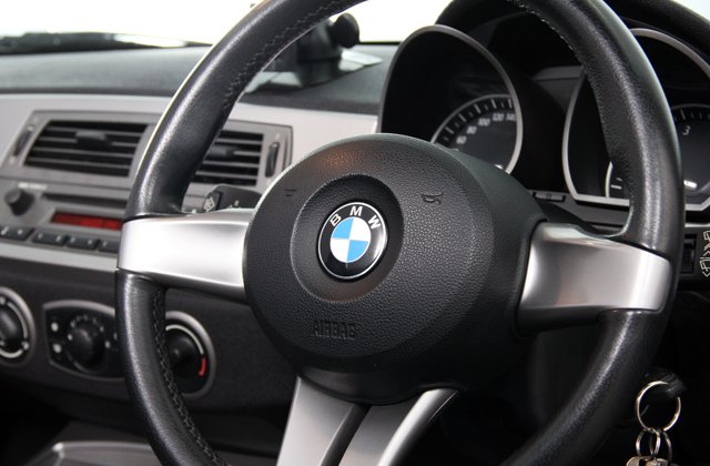 BMWZ42.2i