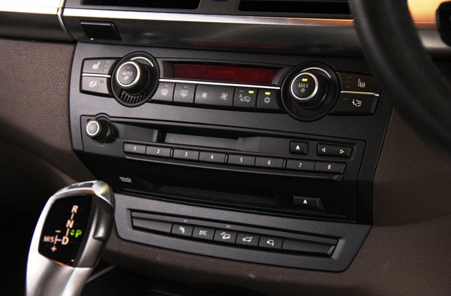 BMWX54.8i