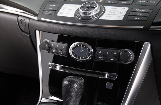 ニッサンフーガ350GT スポーツパッケージ