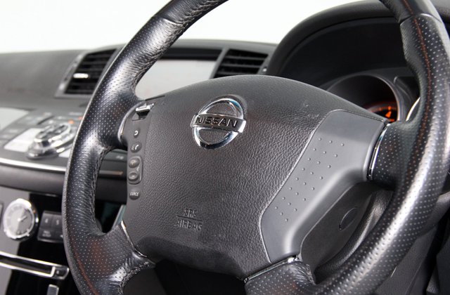 ニッサンフーガ350GT スポーツパッケージ