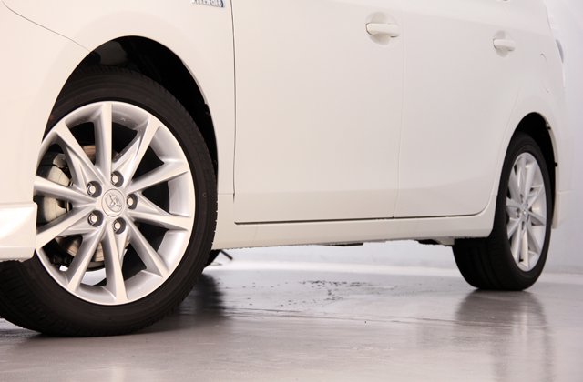 トヨタプリウスα Sツーリングセレクション