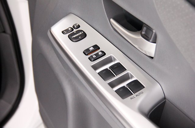 トヨタプリウスα Sツーリングセレクション