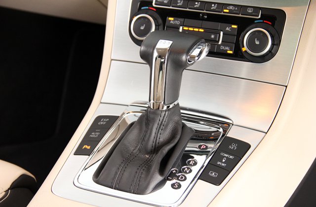 フォルクスワーゲンパサートcc V6 4モーション