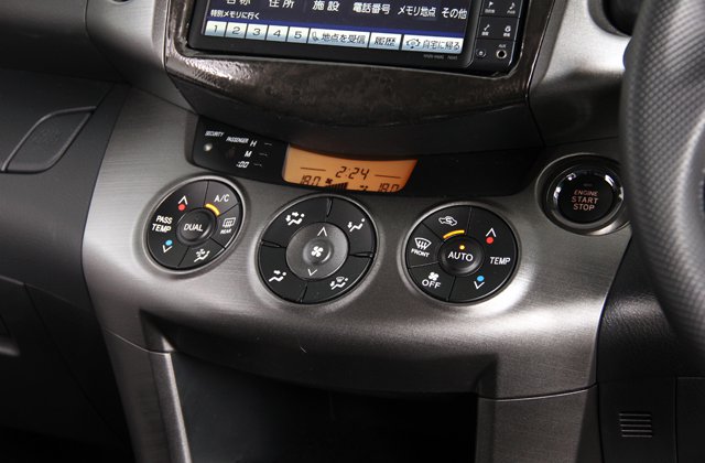 トヨタヴァンガード240S Sパッケージ