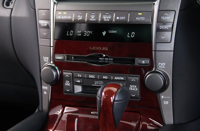 レクサスLS460 バージョンS Iパッケージ