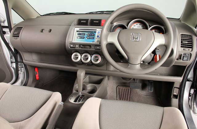 ホンダフィット1.3A