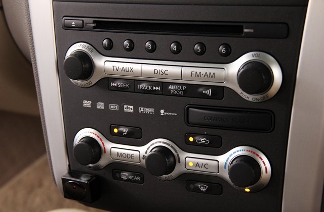 ニッサンムラーノ205XV FOUR