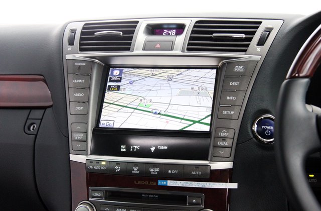レクサスLS600h Iパッケージ