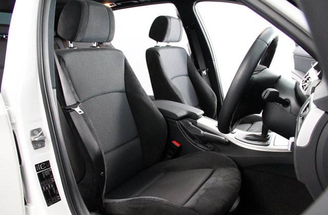 BMW3シリーズ320i ツーリング Mスポーツ