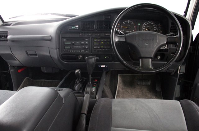 トヨタランドクルーザー80 バン VXリミテッド