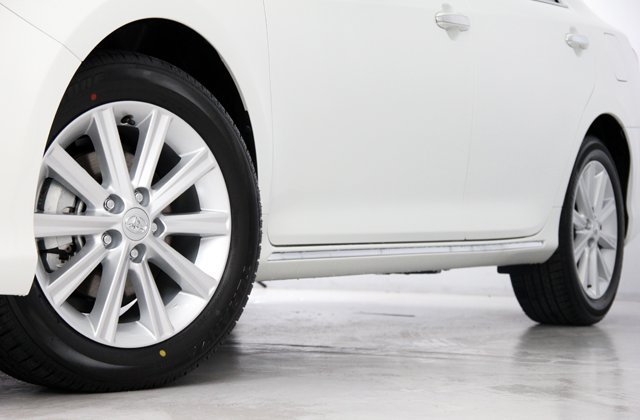 トヨタカムリハイブリット Gパッケージ