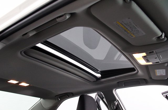 トヨタカムリハイブリット Gパッケージ