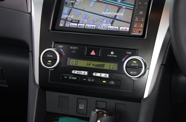 トヨタカムリハイブリット Gパッケージ