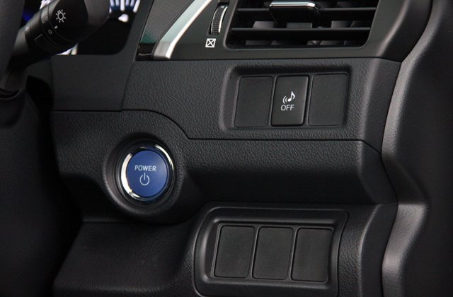 トヨタカムリハイブリット Gパッケージ