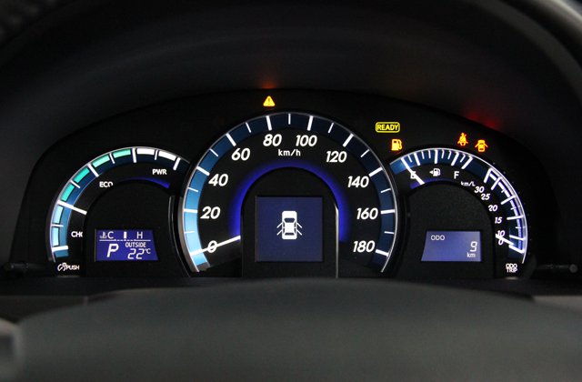 トヨタカムリハイブリット Gパッケージ