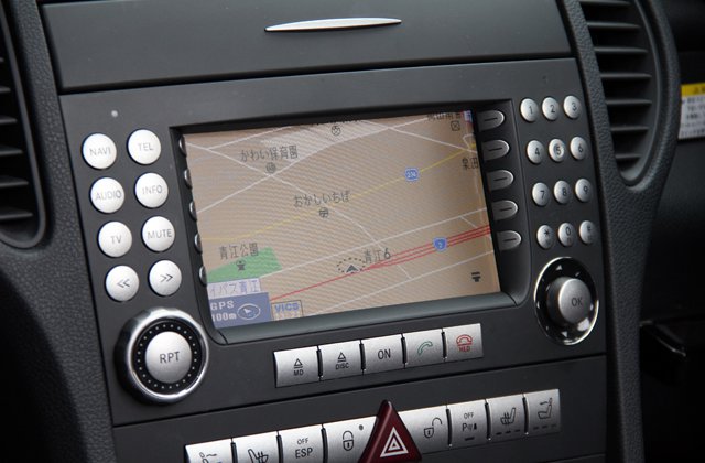 メルセデスベンツSLK200コンプレッサー スポーツエディション