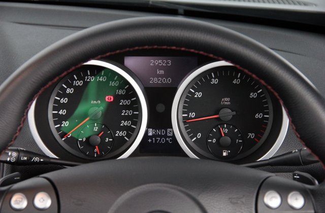 メルセデスベンツSLK200コンプレッサー スポーツエディション