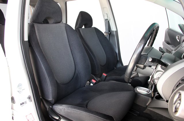 ホンダフィット1.5T
