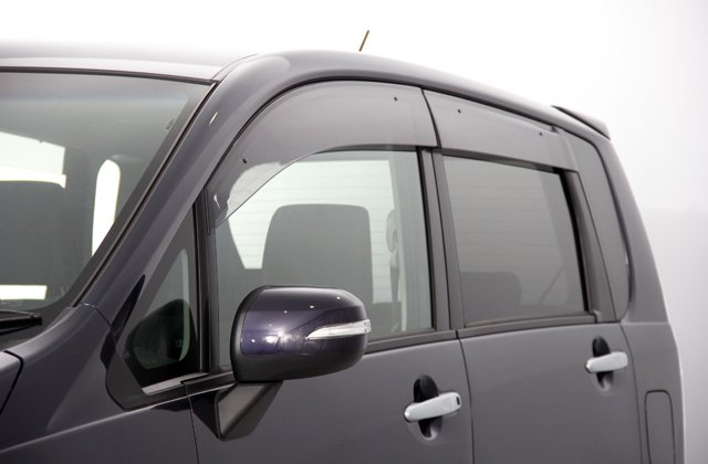 ダイハツムーヴカスタム RS