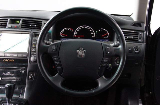 トヨタクラウンアスリート プレミアム50thエディション