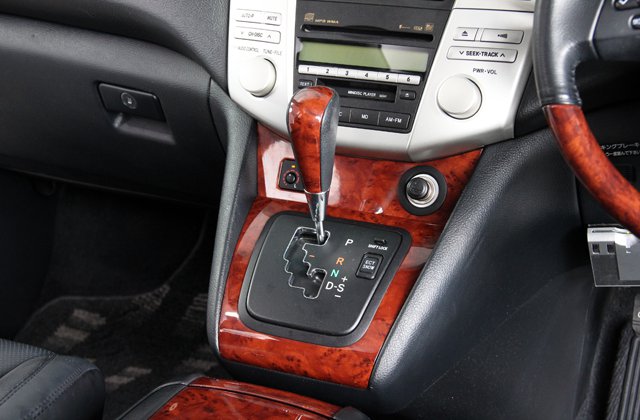 トヨタハリアー240G Lパッケージ