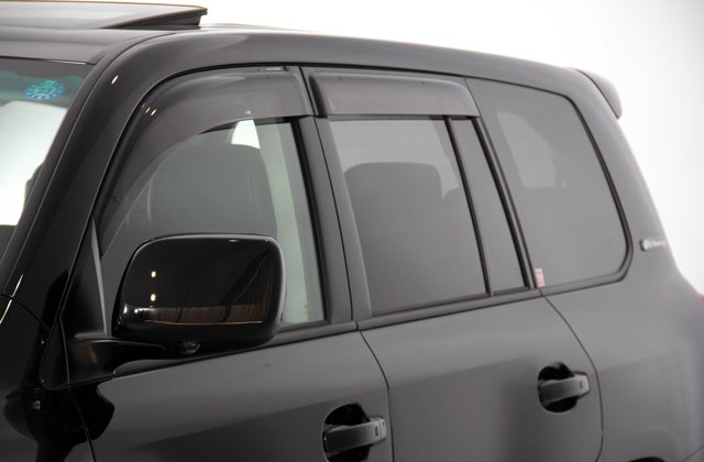 トヨタランドクルーザーAX G 60thブラックレザーセレクション