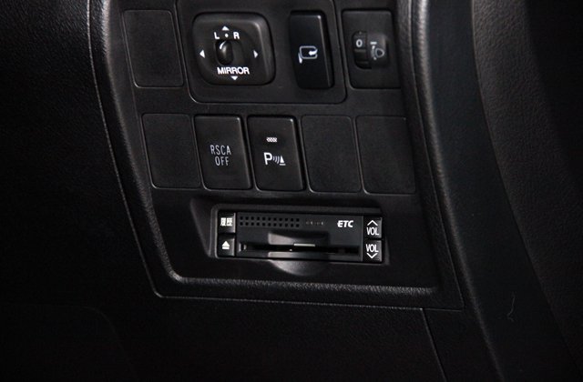 トヨタランドクルーザーAX G 60thブラックレザーセレクション