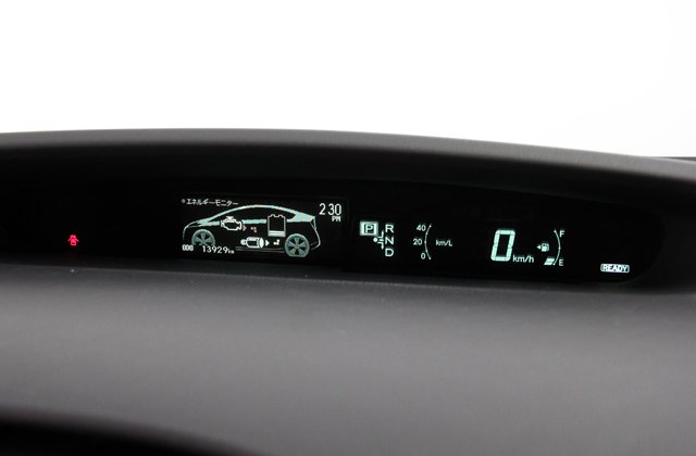 トヨタプリウスS ツーリングセレクション