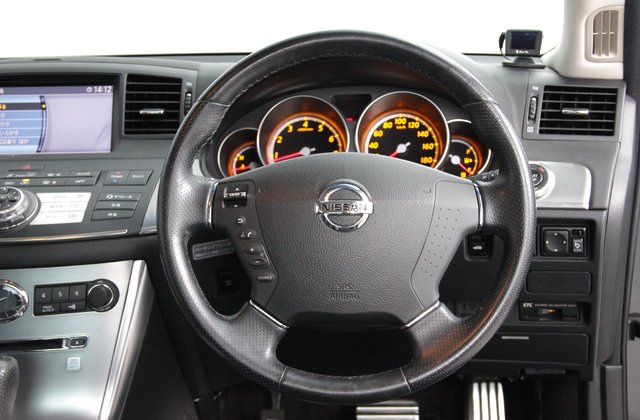 ニッサンフーガ350GTスポーツパッケージ