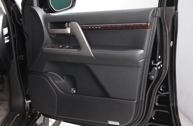 トヨタランドクルーザーZX60thブラックレザーセレクション