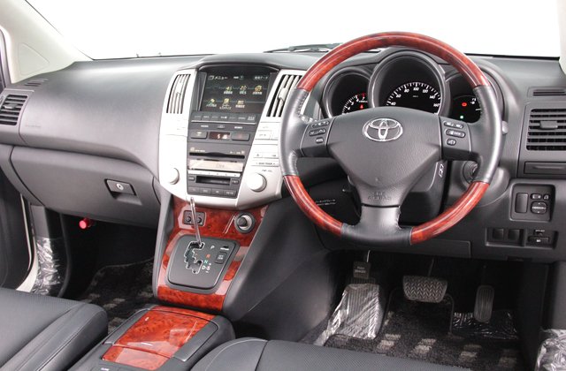 トヨタハリアー240G Lパッケージ
