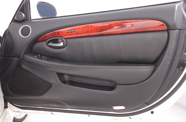 トヨタソアラ430SCV