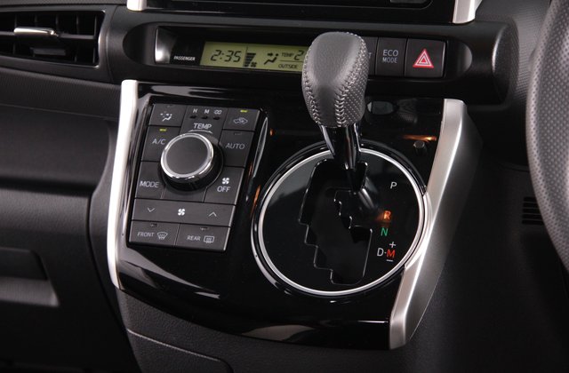 トヨタウィッシュ1.8S モノトーン