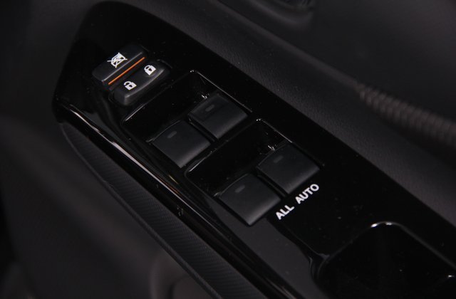 トヨタウィッシュ1.8S モノトーン