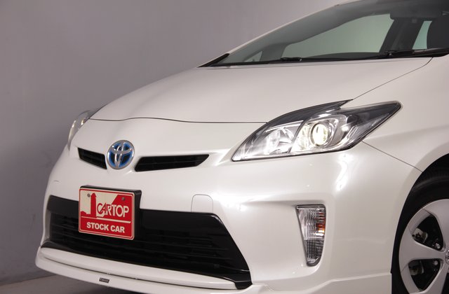 トヨタプリウスS