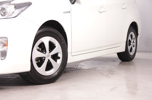 トヨタプリウスS