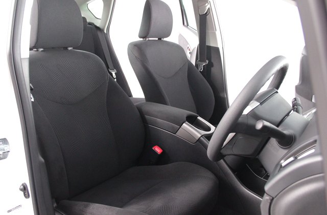 トヨタプリウスS