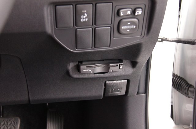 トヨタプリウスS