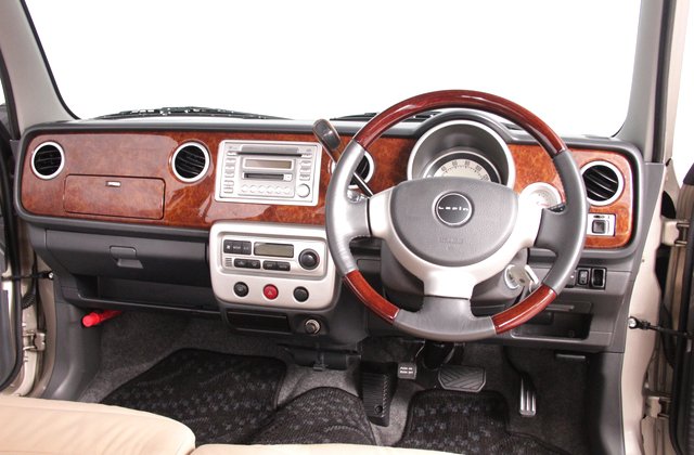 スズキアルトラパンモード