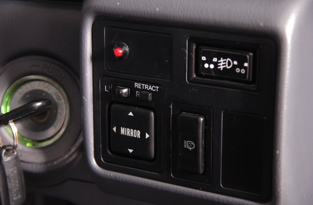 トヨタランドクルーザーVXリミテッド