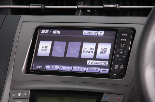 トヨタプリウスL