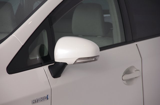 トヨタプリウスG