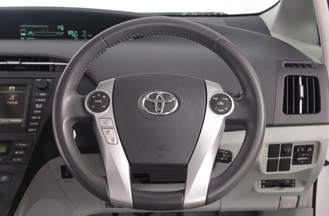 トヨタプリウスG