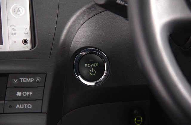 トヨタプリウスG